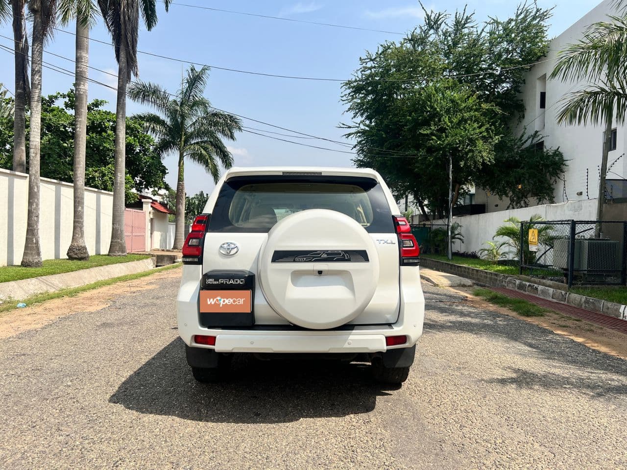 Toyota Land Cruiser Prado — photo 6