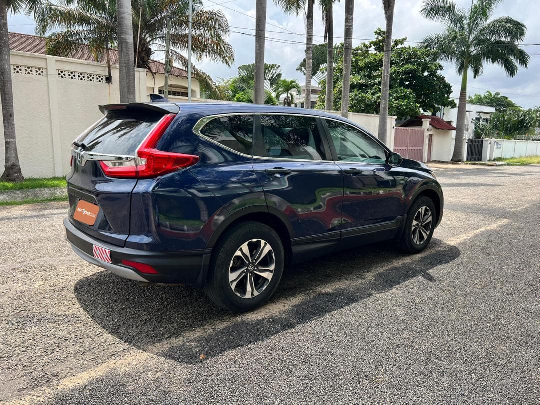 Honda CR-V — photo 7