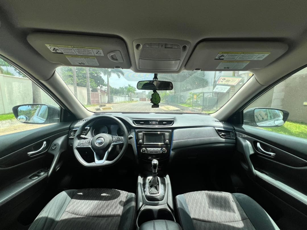 Nissan Rogue — photo 10