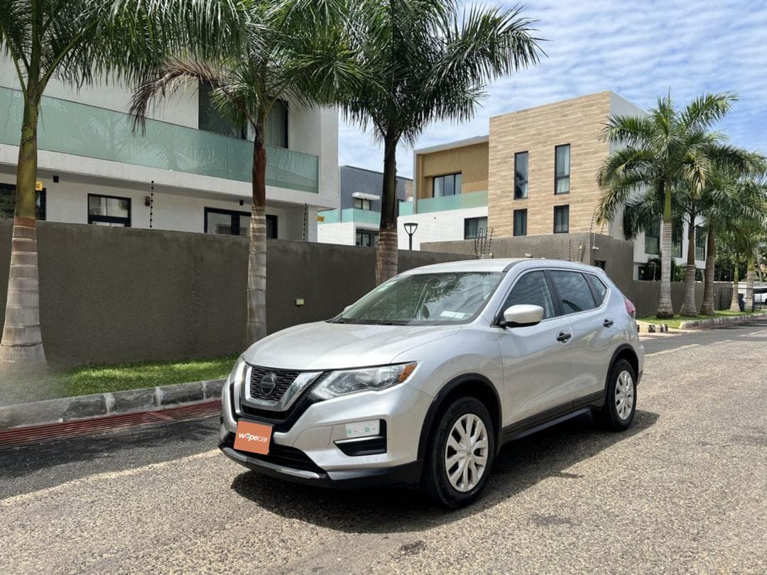 Nissan Rogue — photo 3