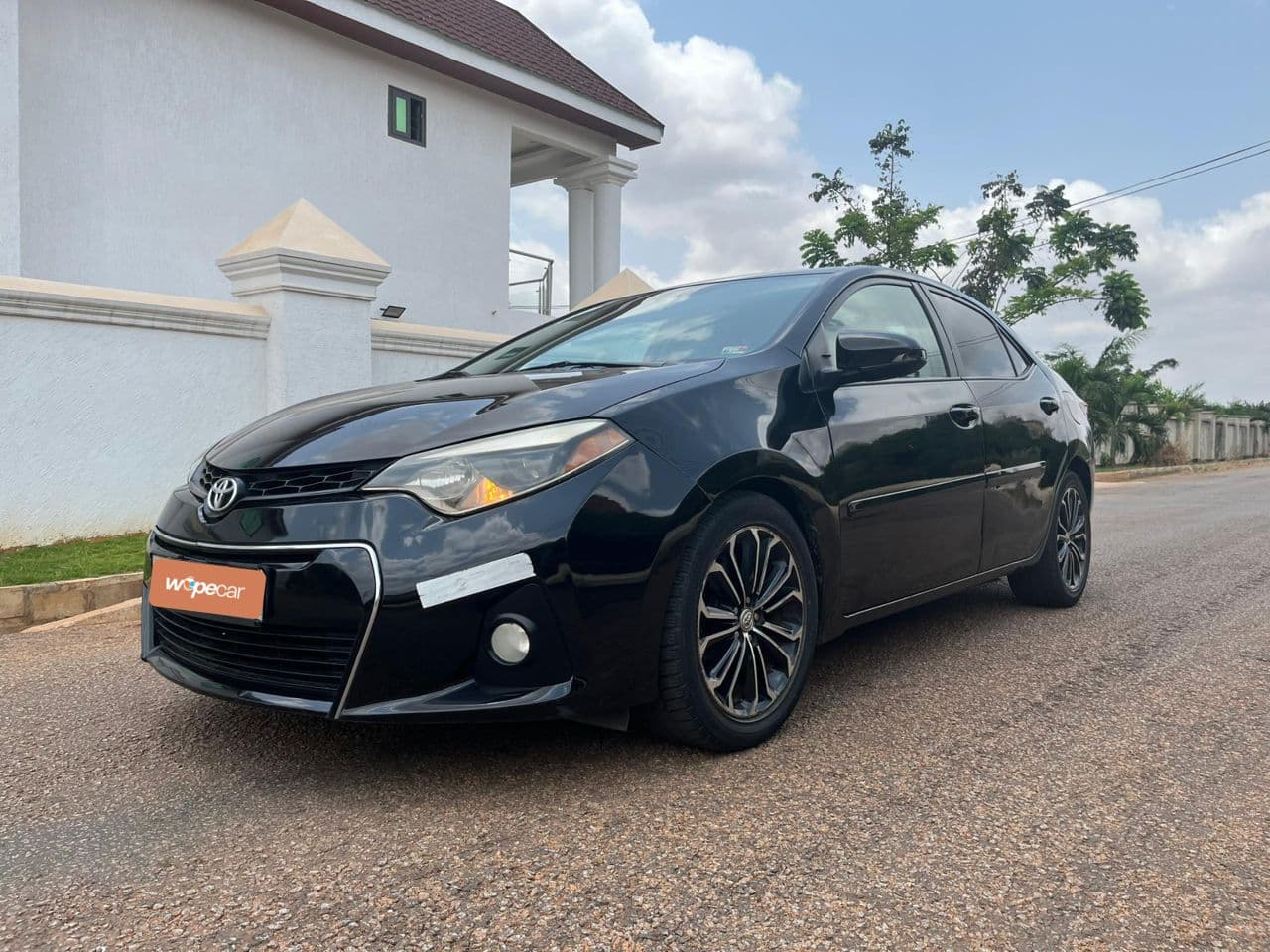 Toyota Corolla — photo 3