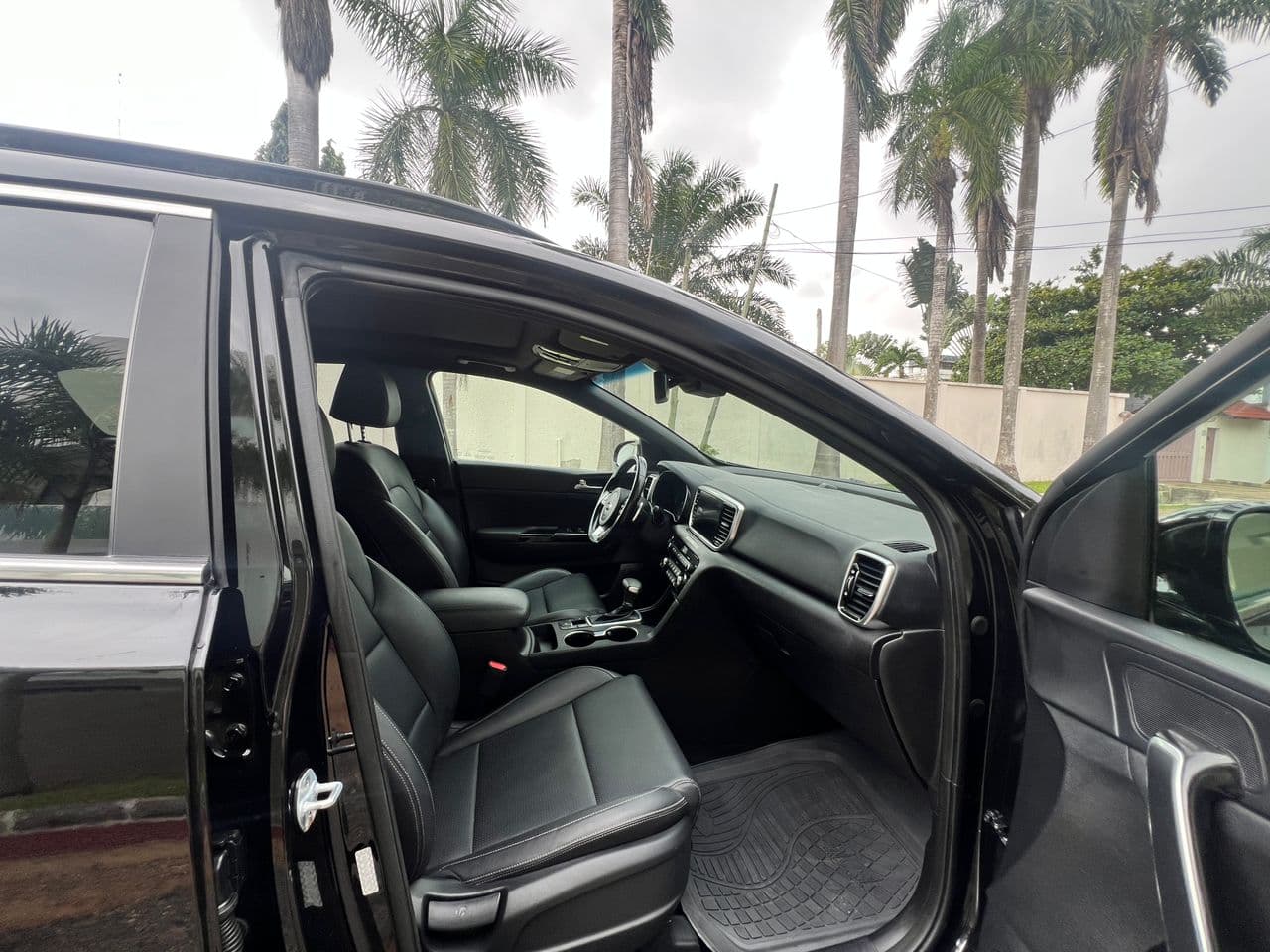 Kia Sportage — photo 11