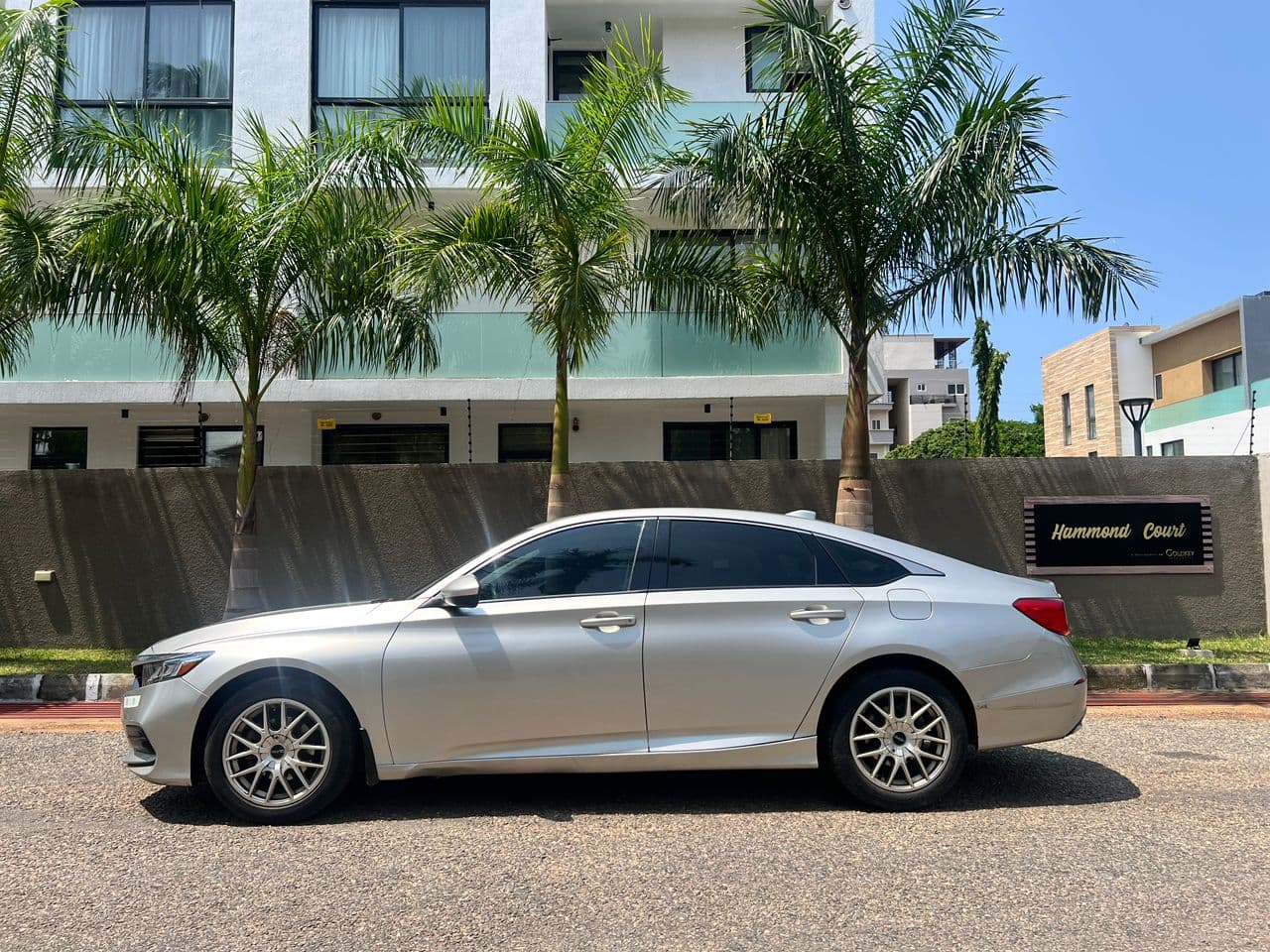 Honda Accord — photo 4