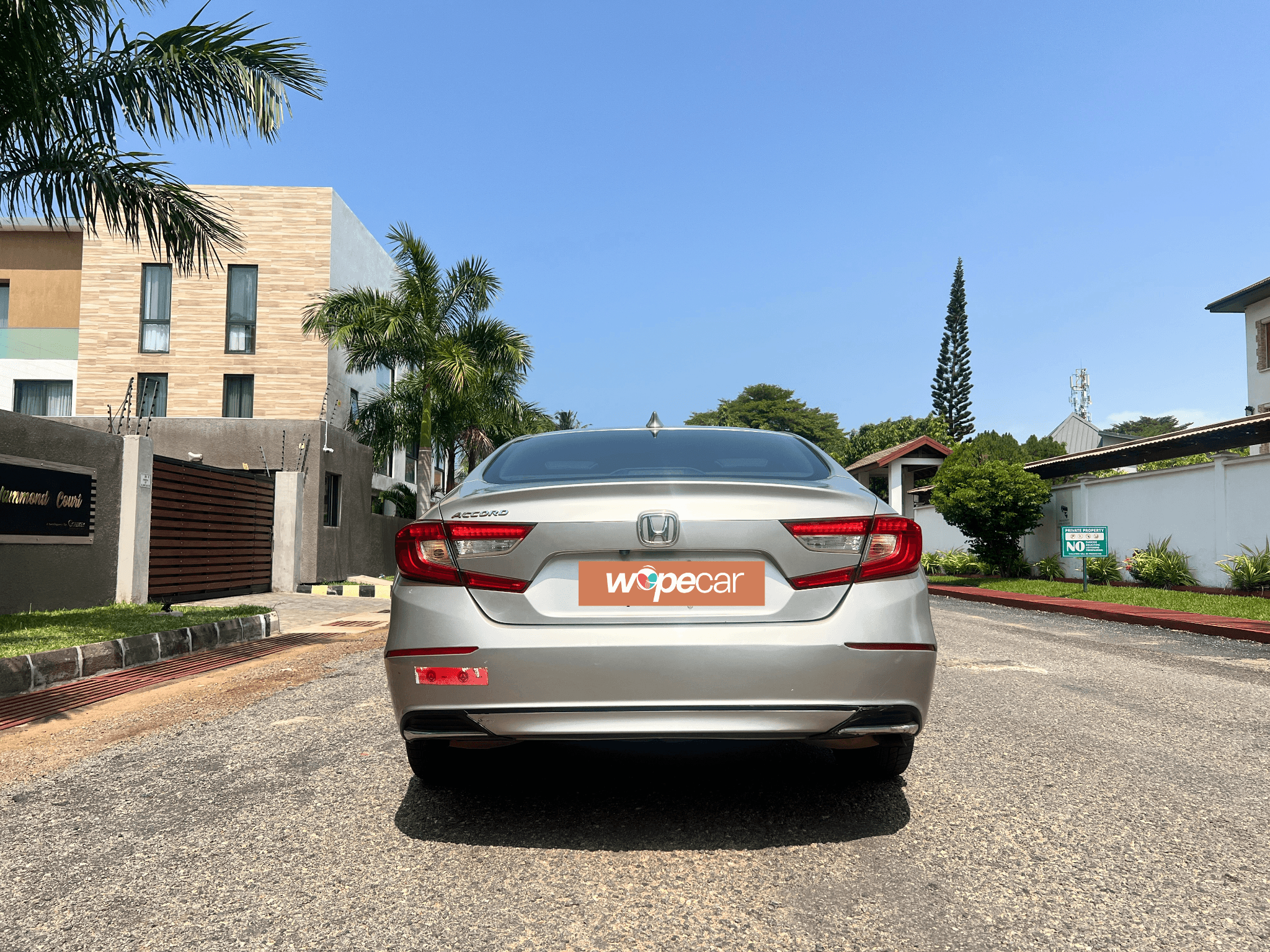 Honda Accord — photo 6
