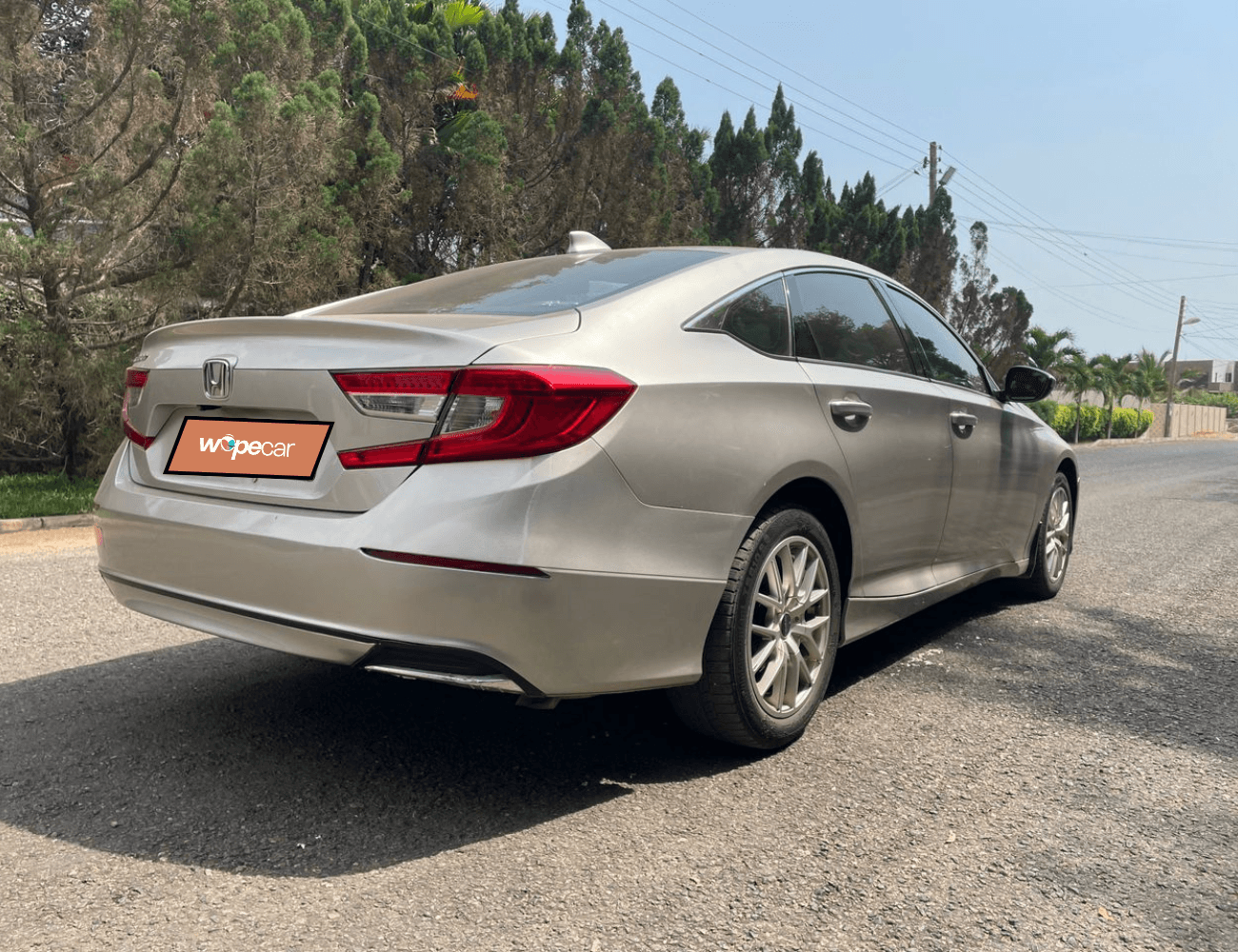 Honda Accord — photo 7