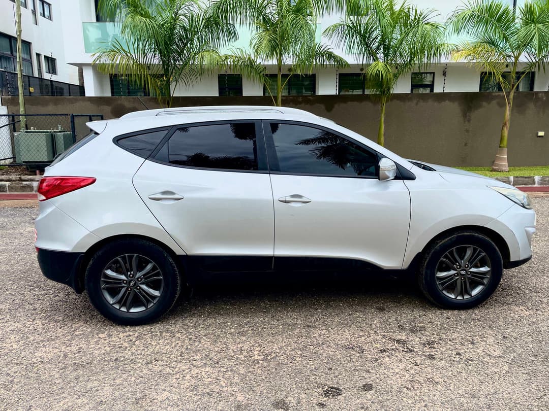 Hyundai ix35 — photo 4