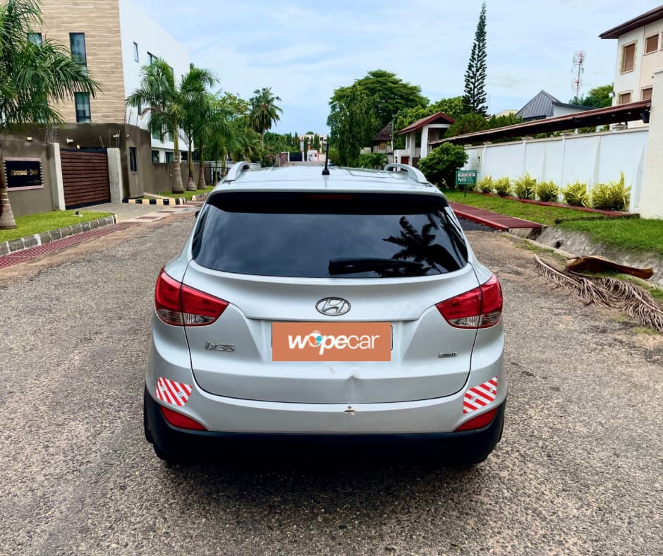 Hyundai ix35 — photo 6