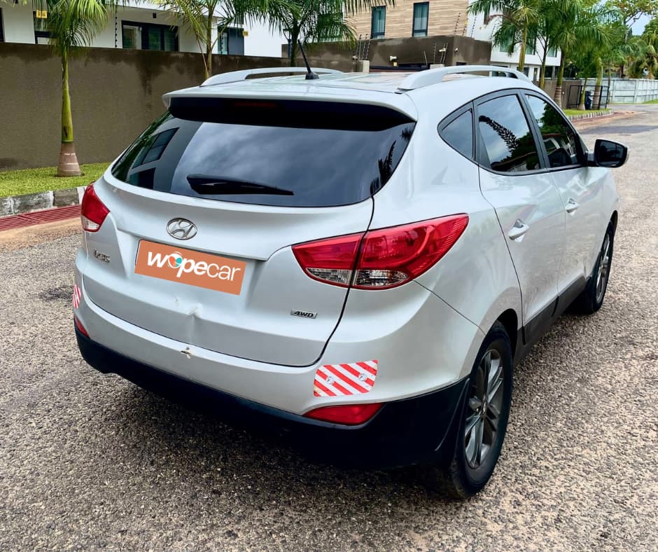 Hyundai ix35 — photo 7
