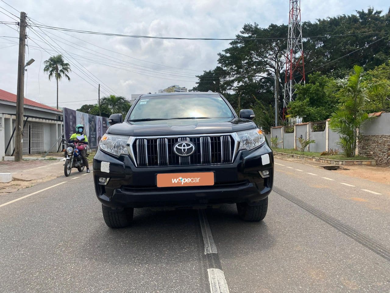 Toyota Land Cruiser Prado — photo 2