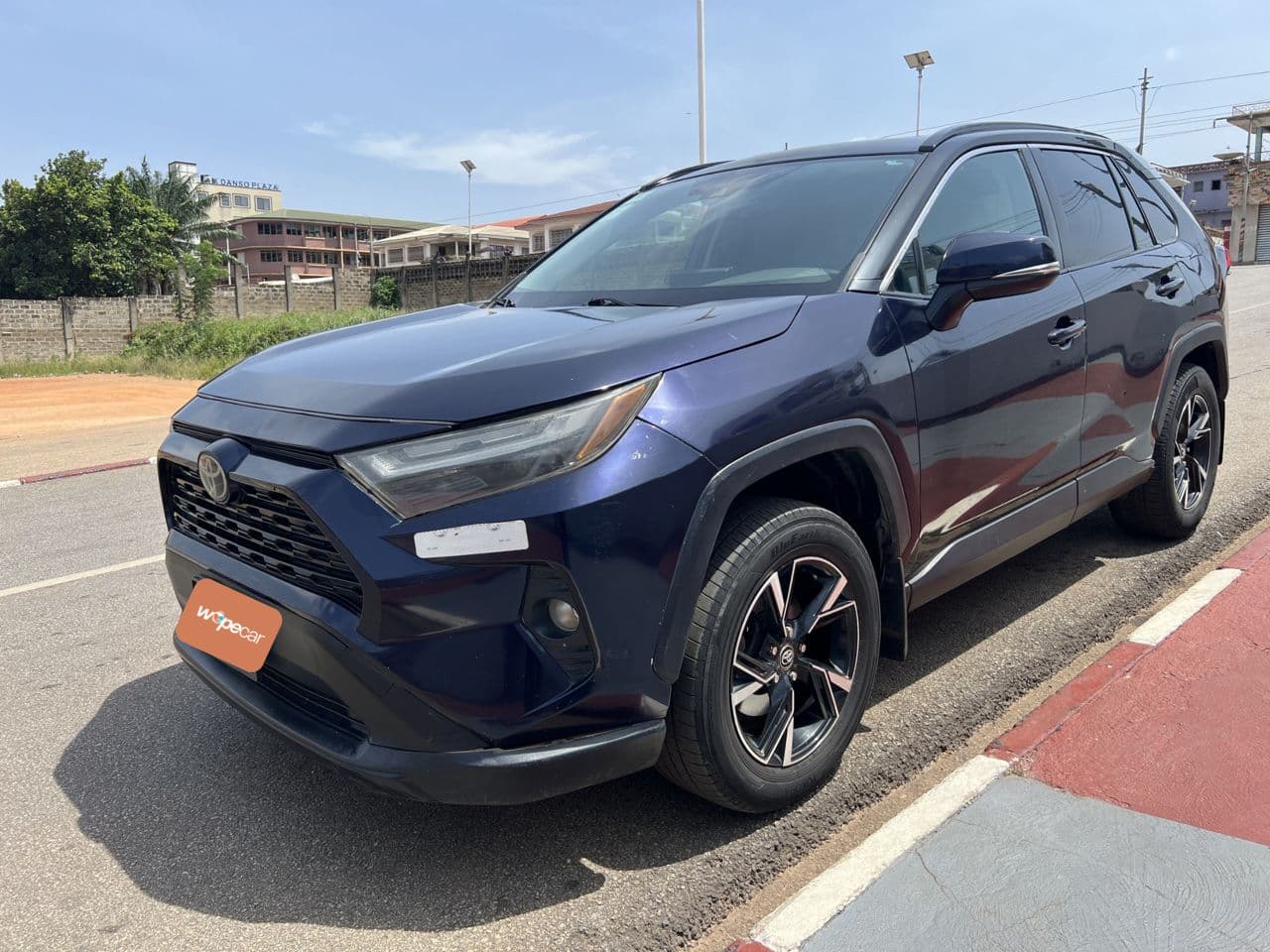 Toyota RAV4 — photo 3