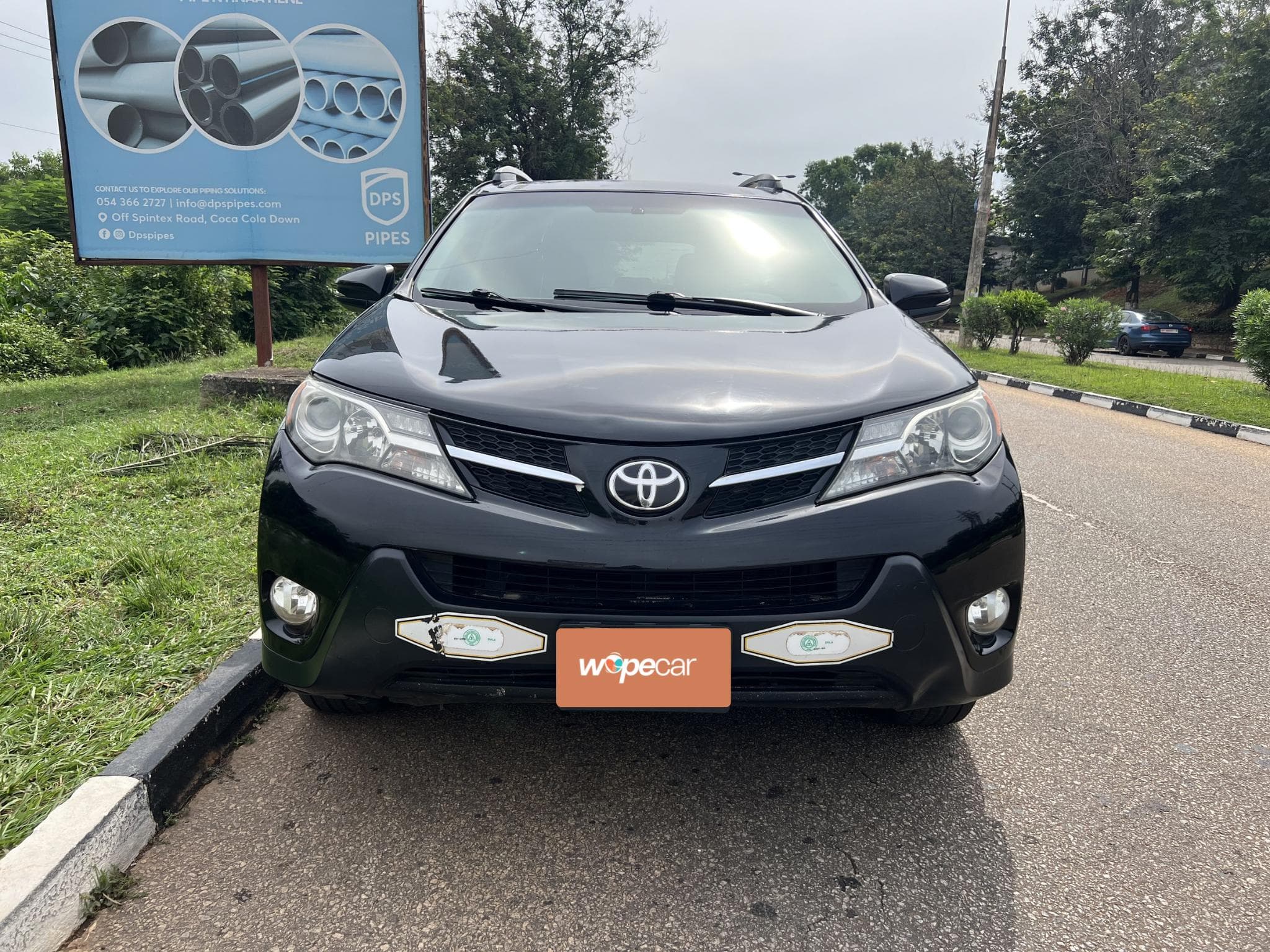 Toyota RAV4 — photo 2