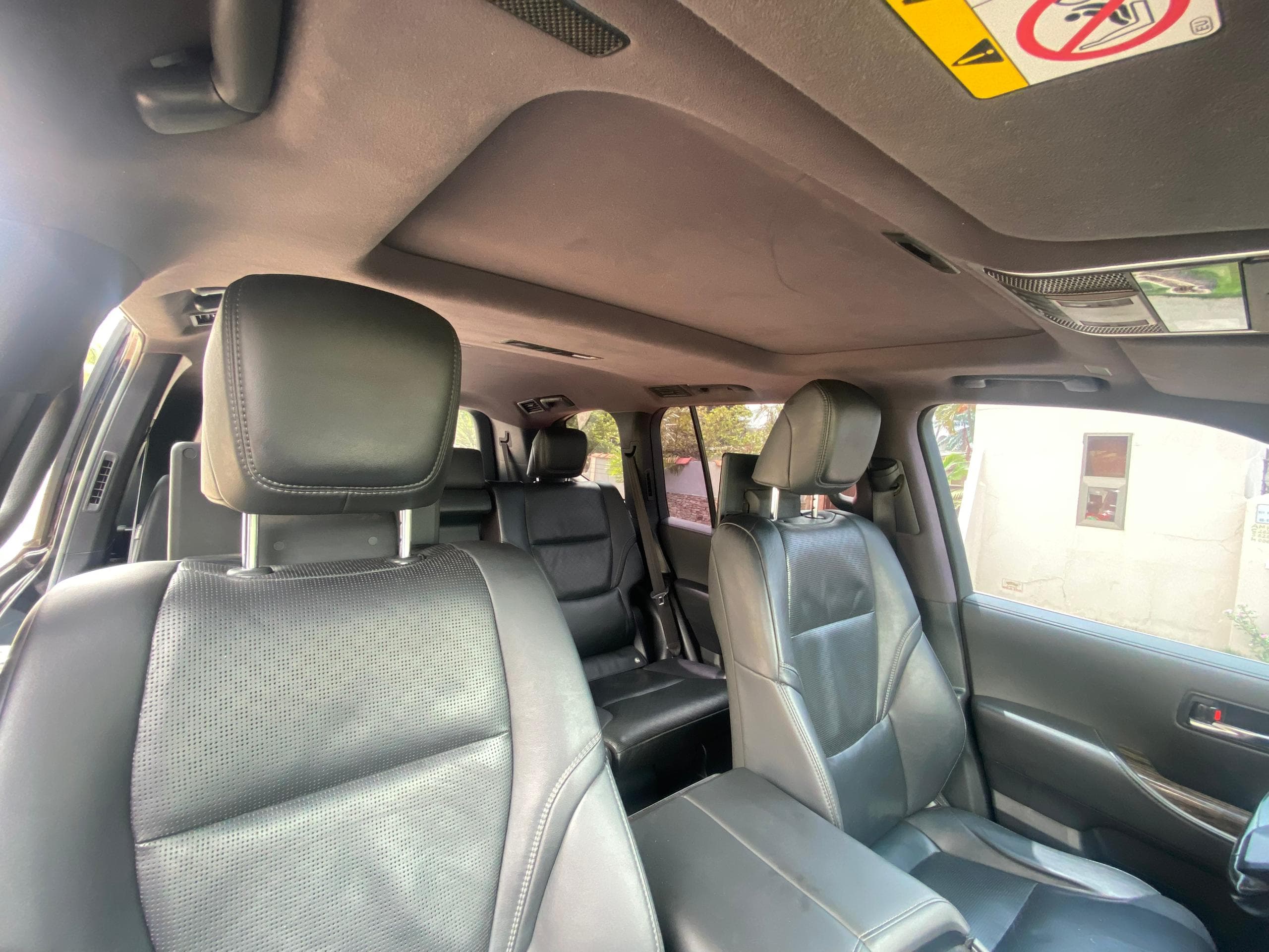 Toyota Land Cruiser V8 — photo 8