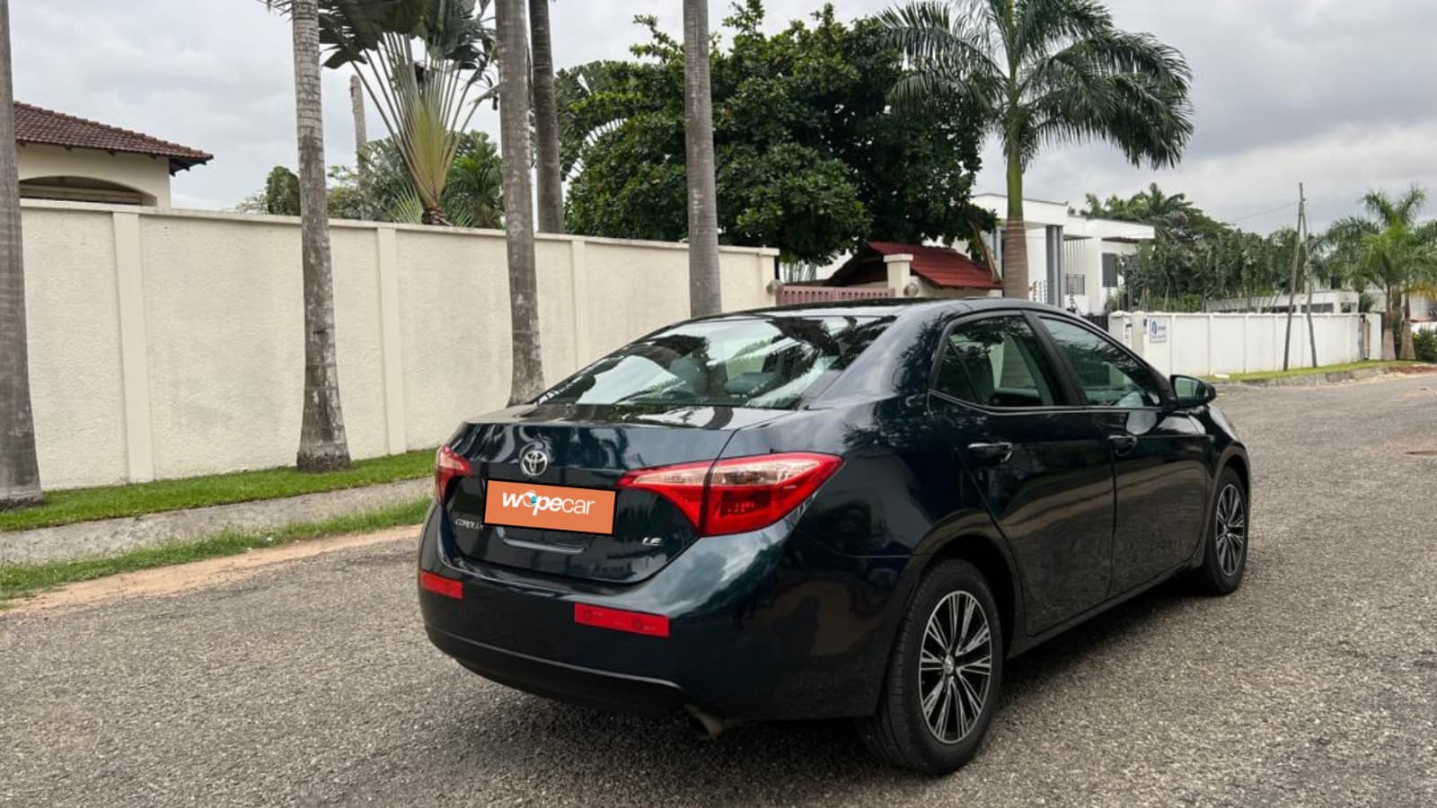 Toyota Corolla — photo 6