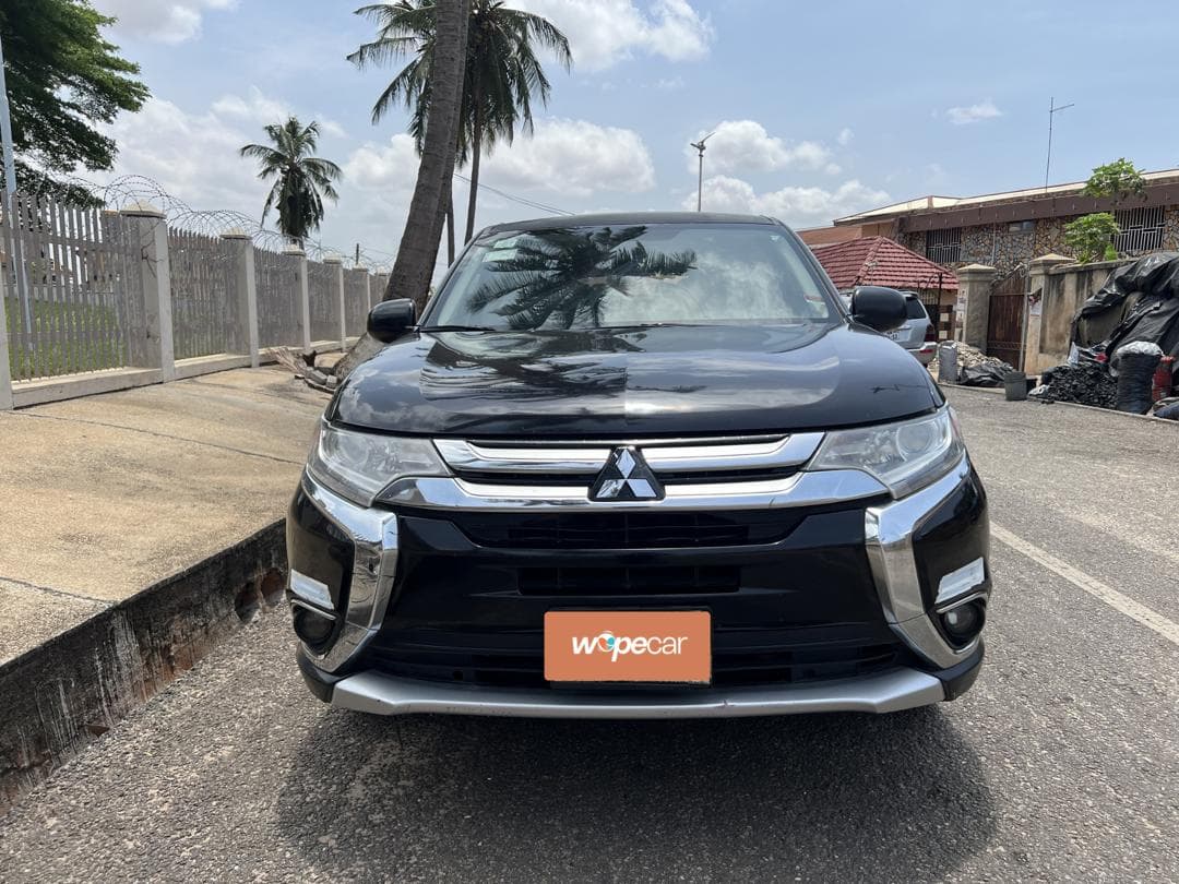 Mitsubishi Outlander — photo 2