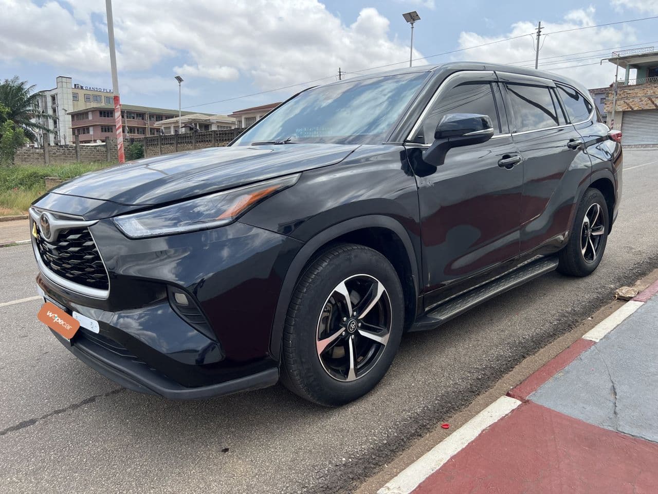 Toyota Highlander — photo 3