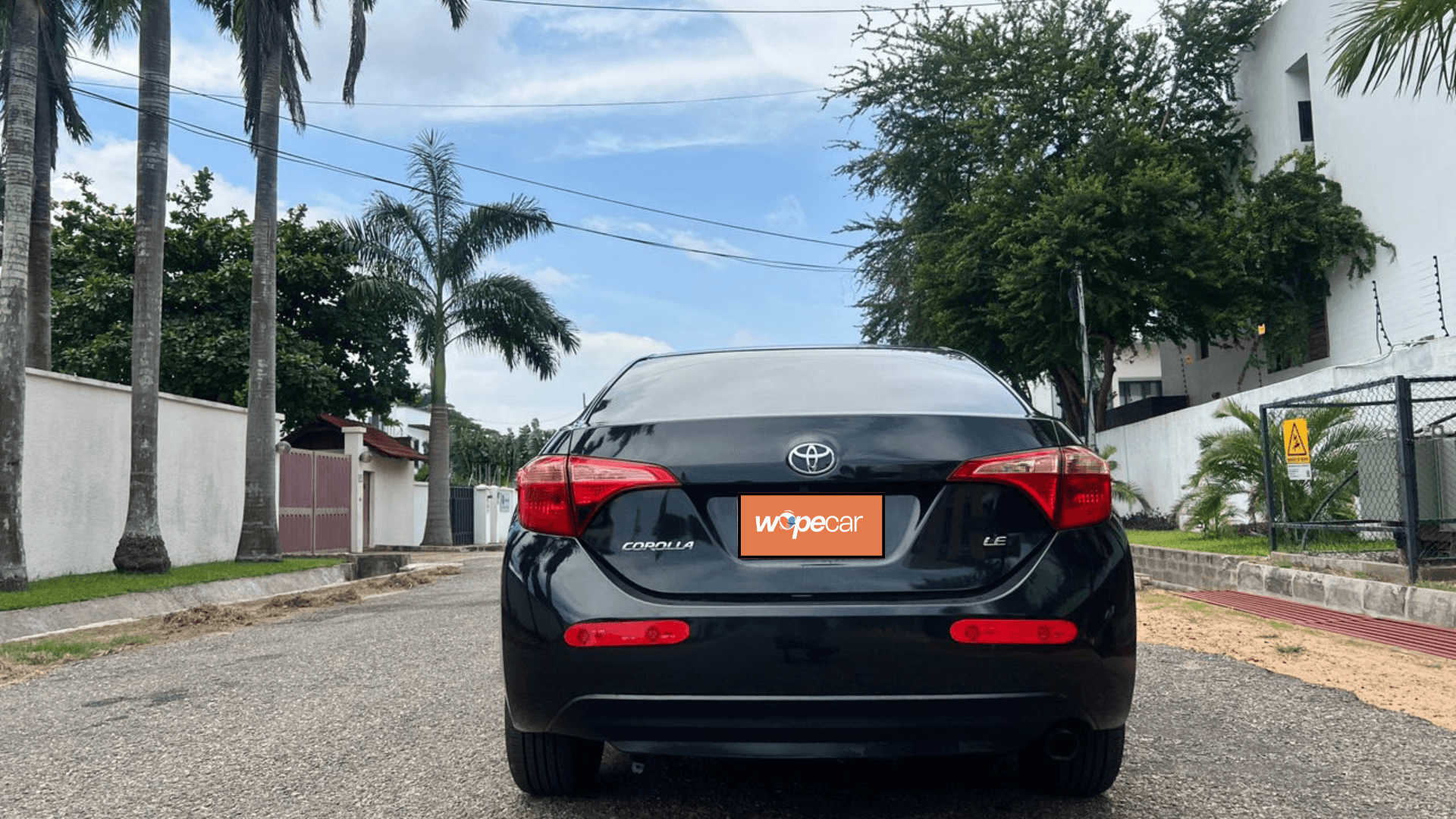 Toyota Corolla — photo 7