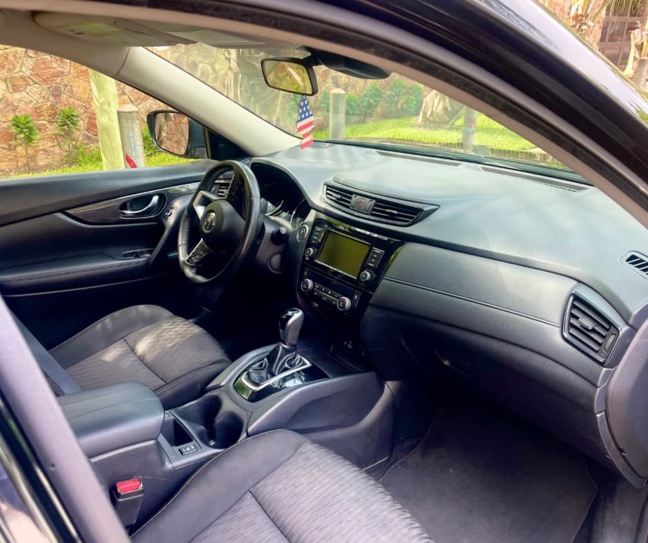 Nissan Rogue — photo 11