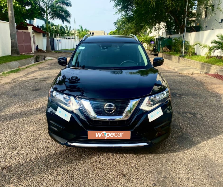 Nissan Rogue — photo 2