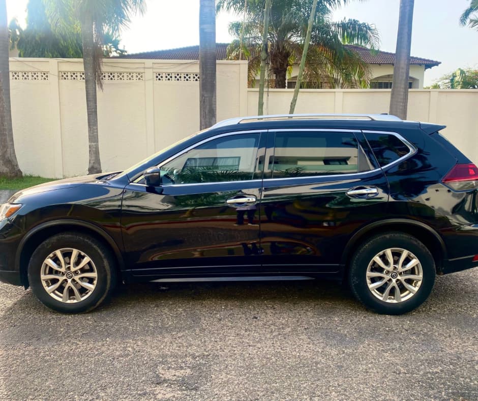 Nissan Rogue — photo 4