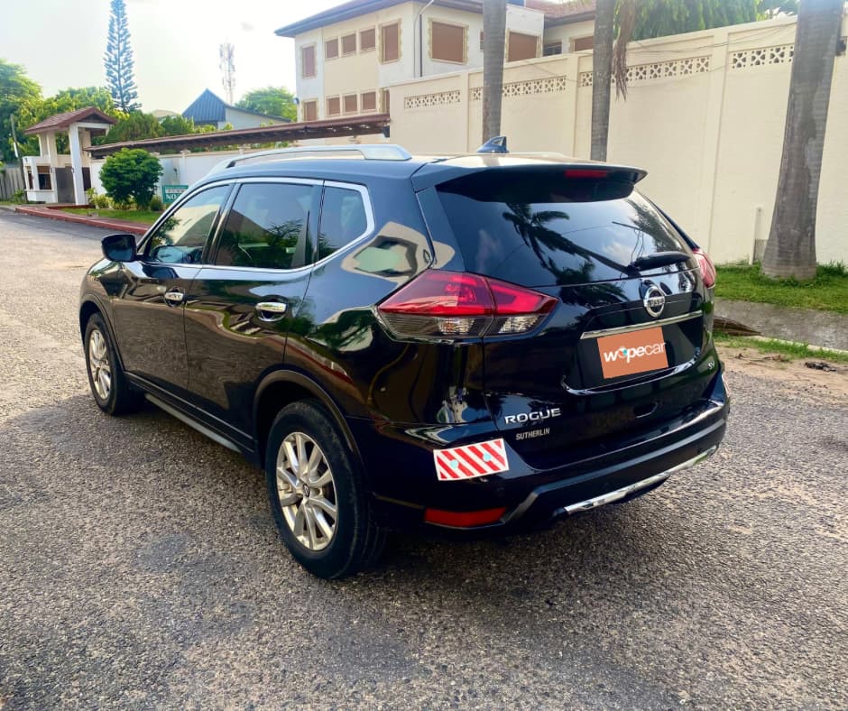 Nissan Rogue — photo 5