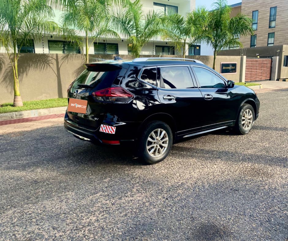 Nissan Rogue — photo 7