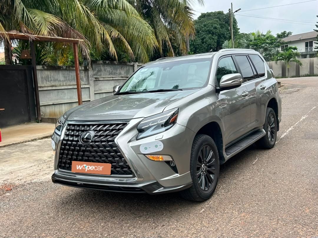 Lexus GX — photo 3