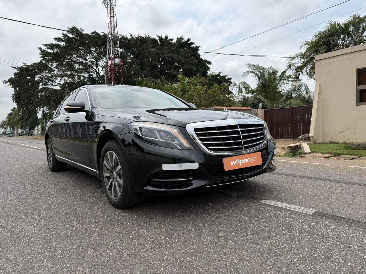 Mercedes-Benz S-Class — photo 1