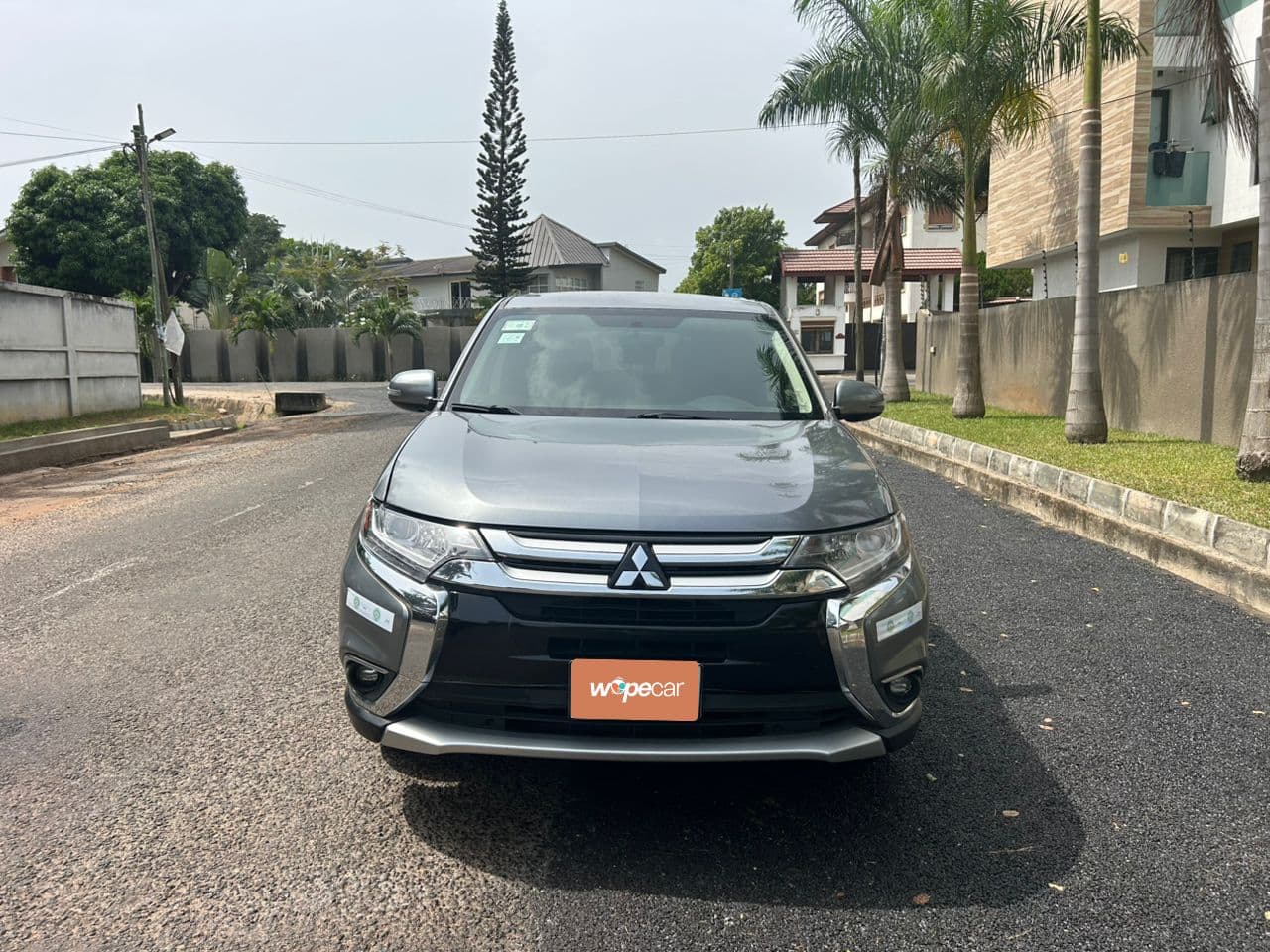 Mitsubishi Outlander — photo 2