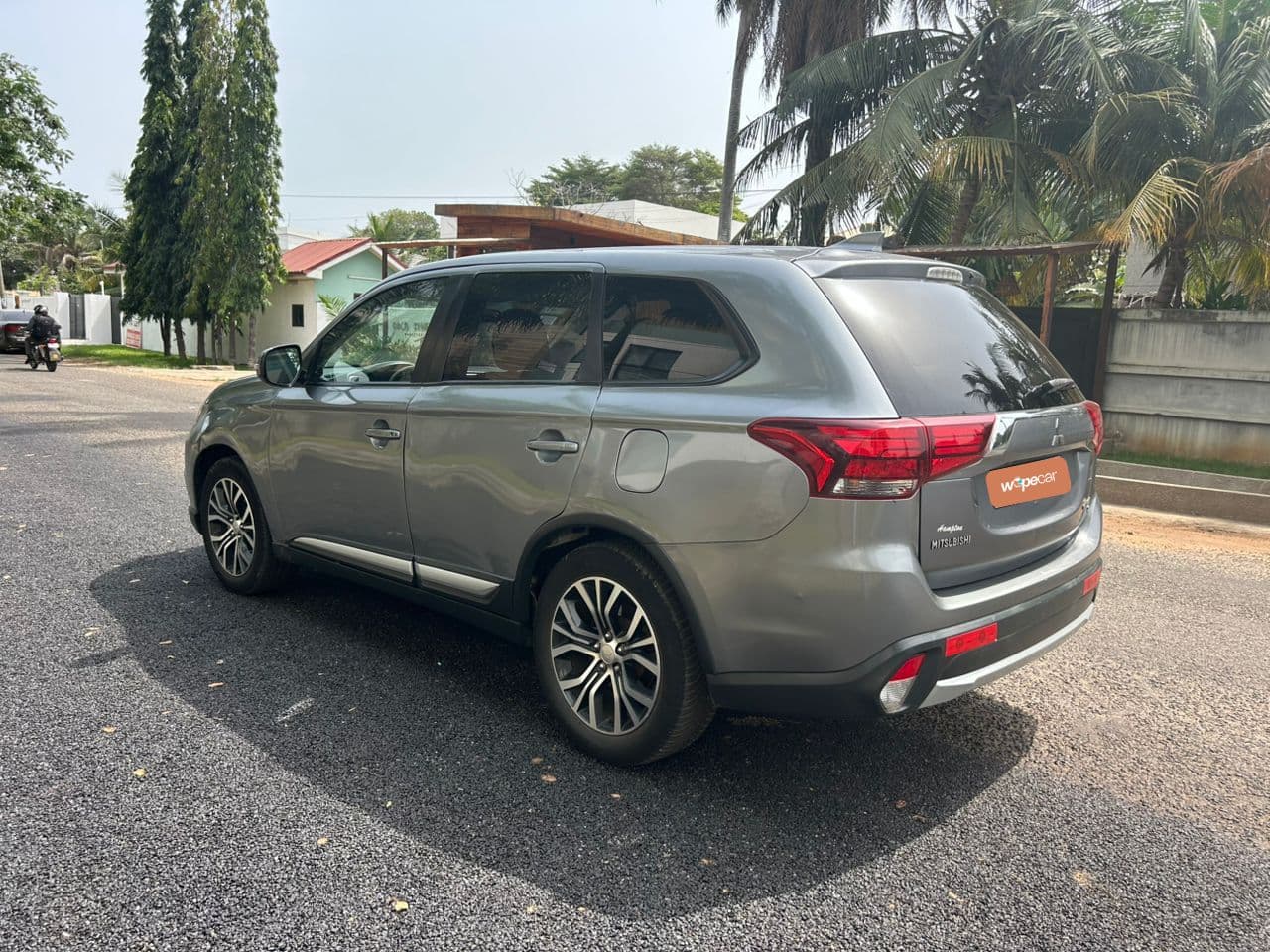 Mitsubishi Outlander — photo 5