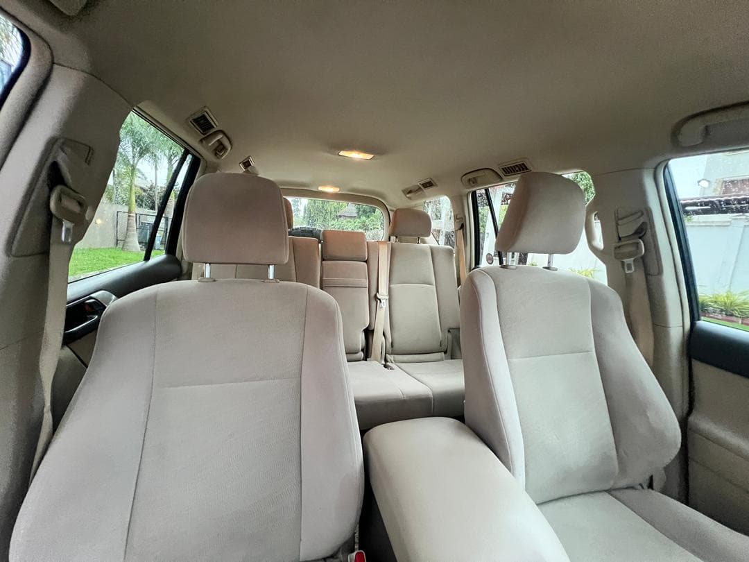 Toyota Land Cruiser Prado — photo 11