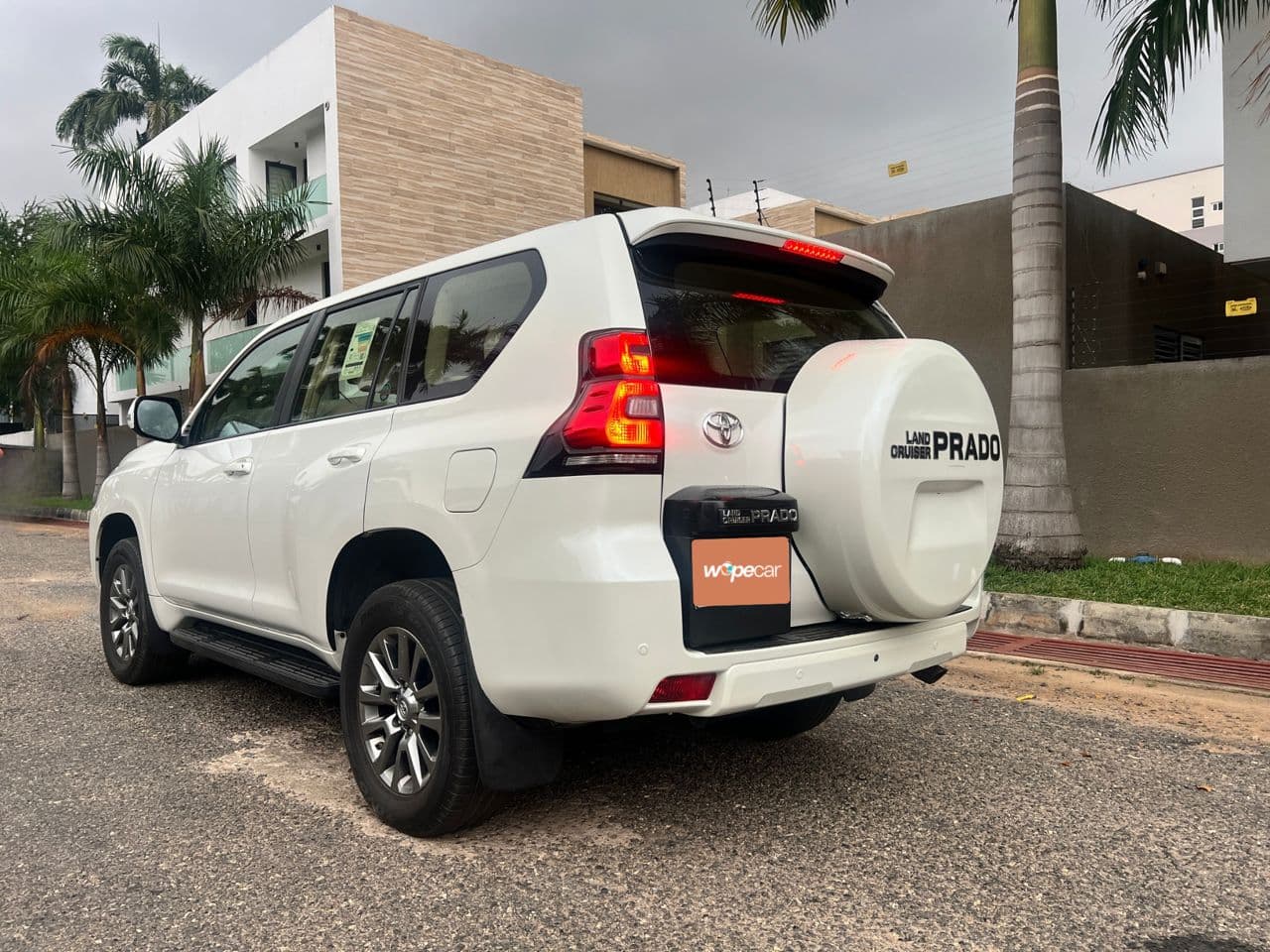 Toyota Land Cruiser Prado — photo 5