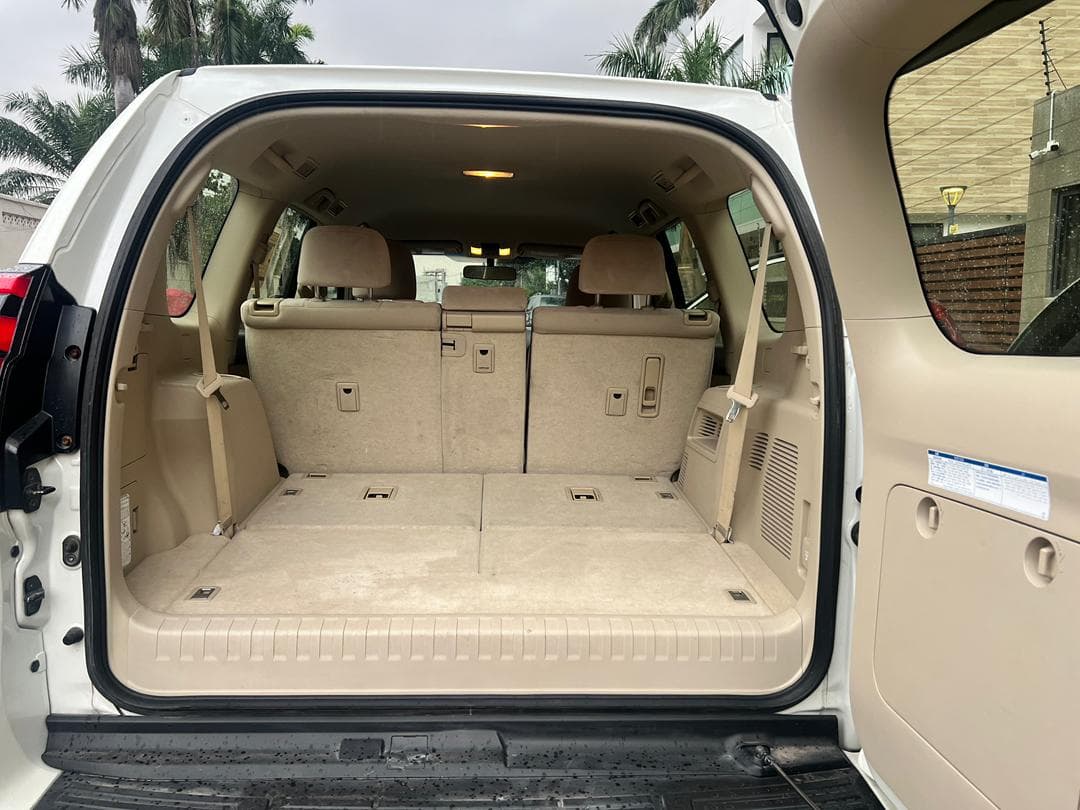 Toyota Land Cruiser Prado — photo 9