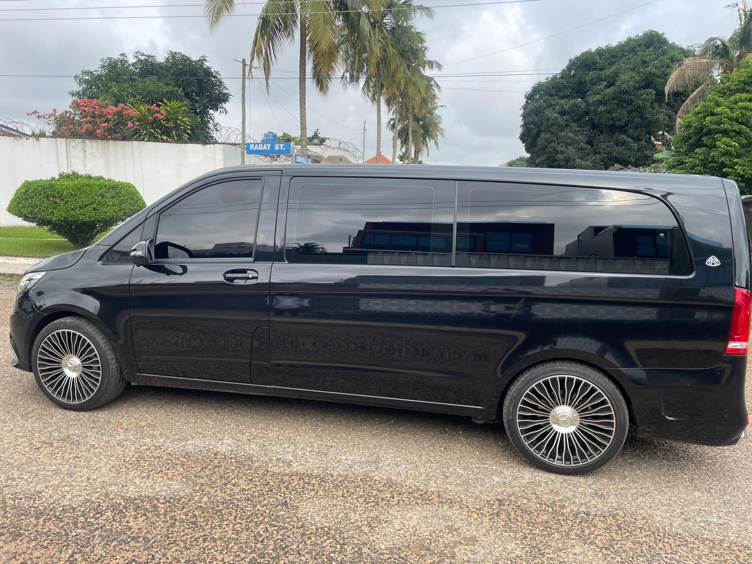 Mercedes-Benz Maybach — photo 3