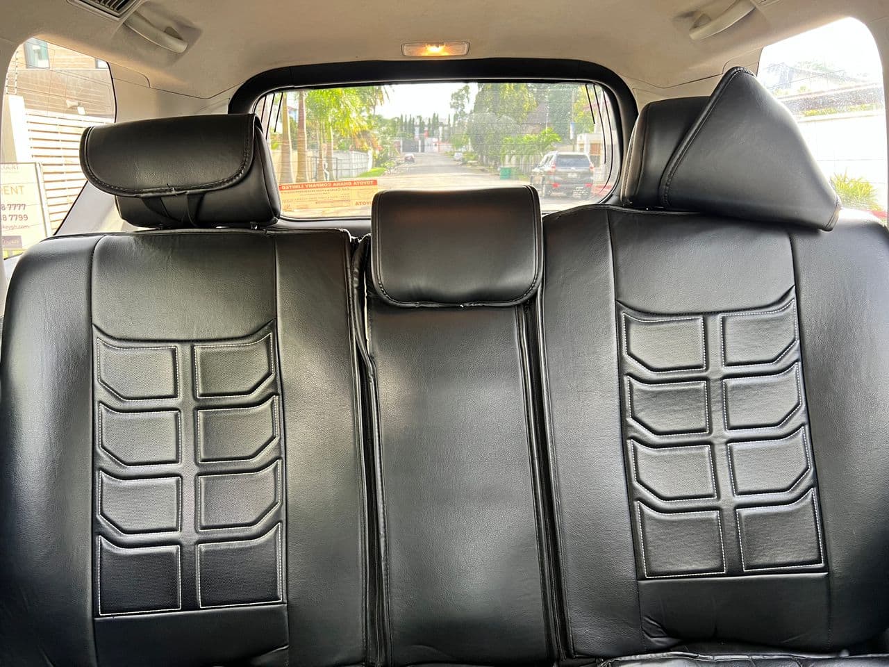 Toyota Land Cruiser Prado — photo 10