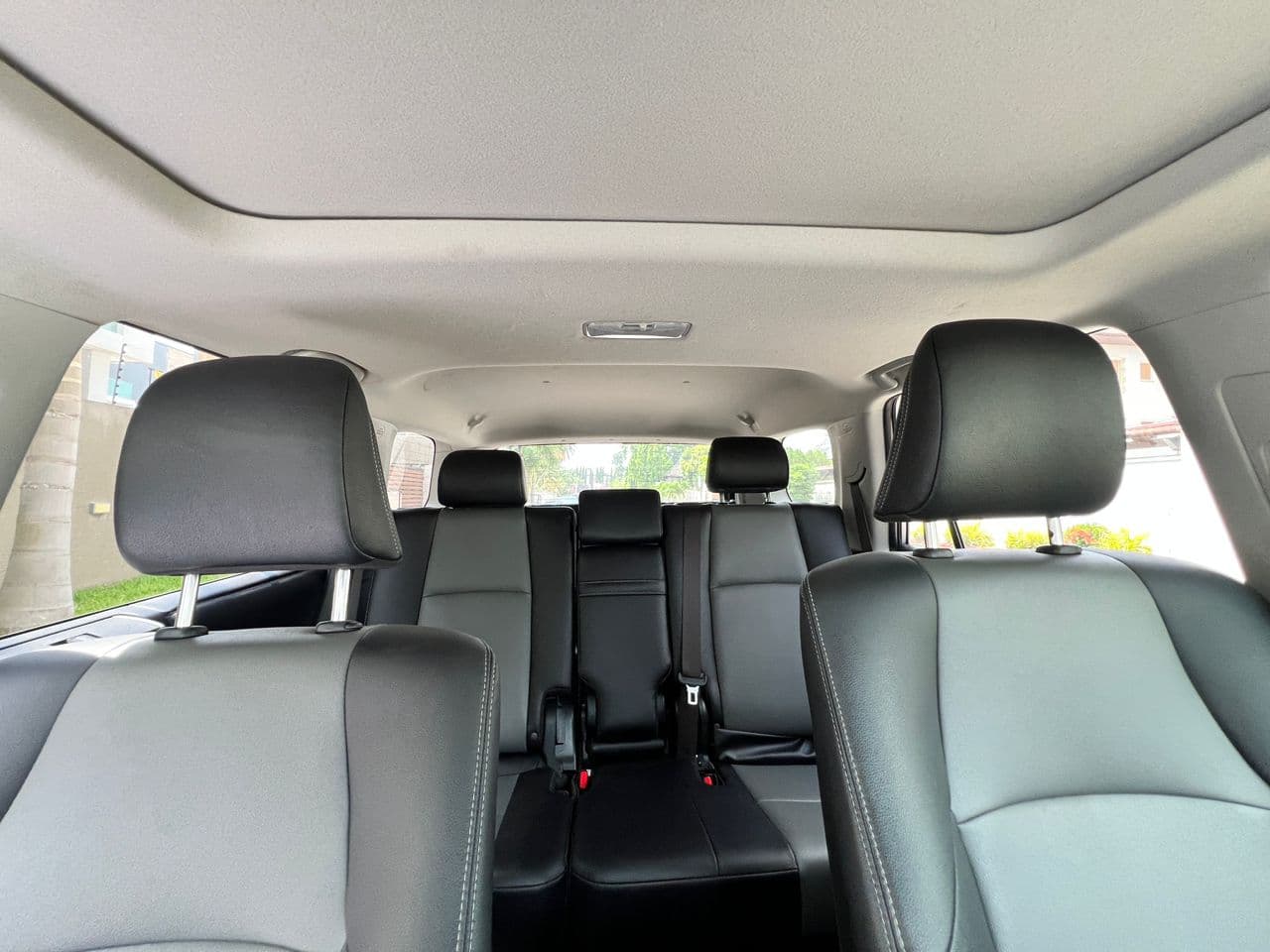 Toyota 4-Runner — photo 12