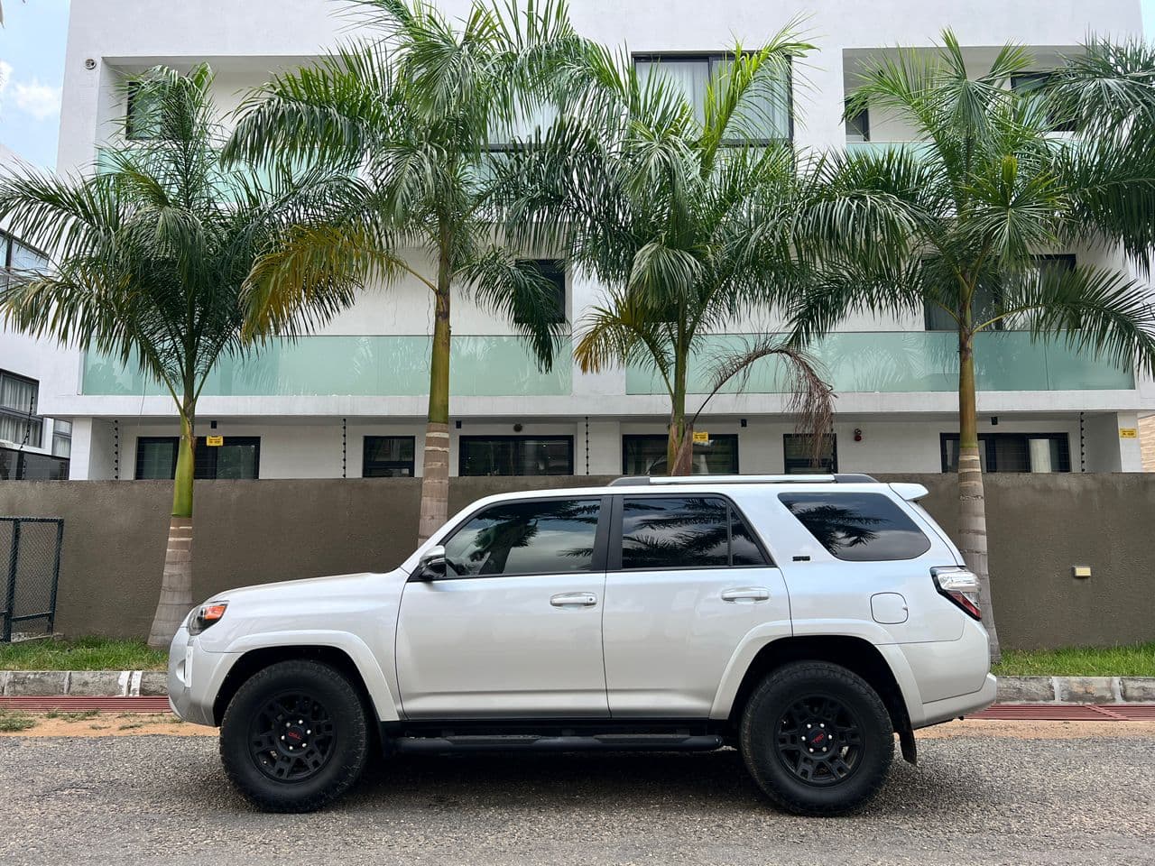 Toyota 4-Runner — photo 4