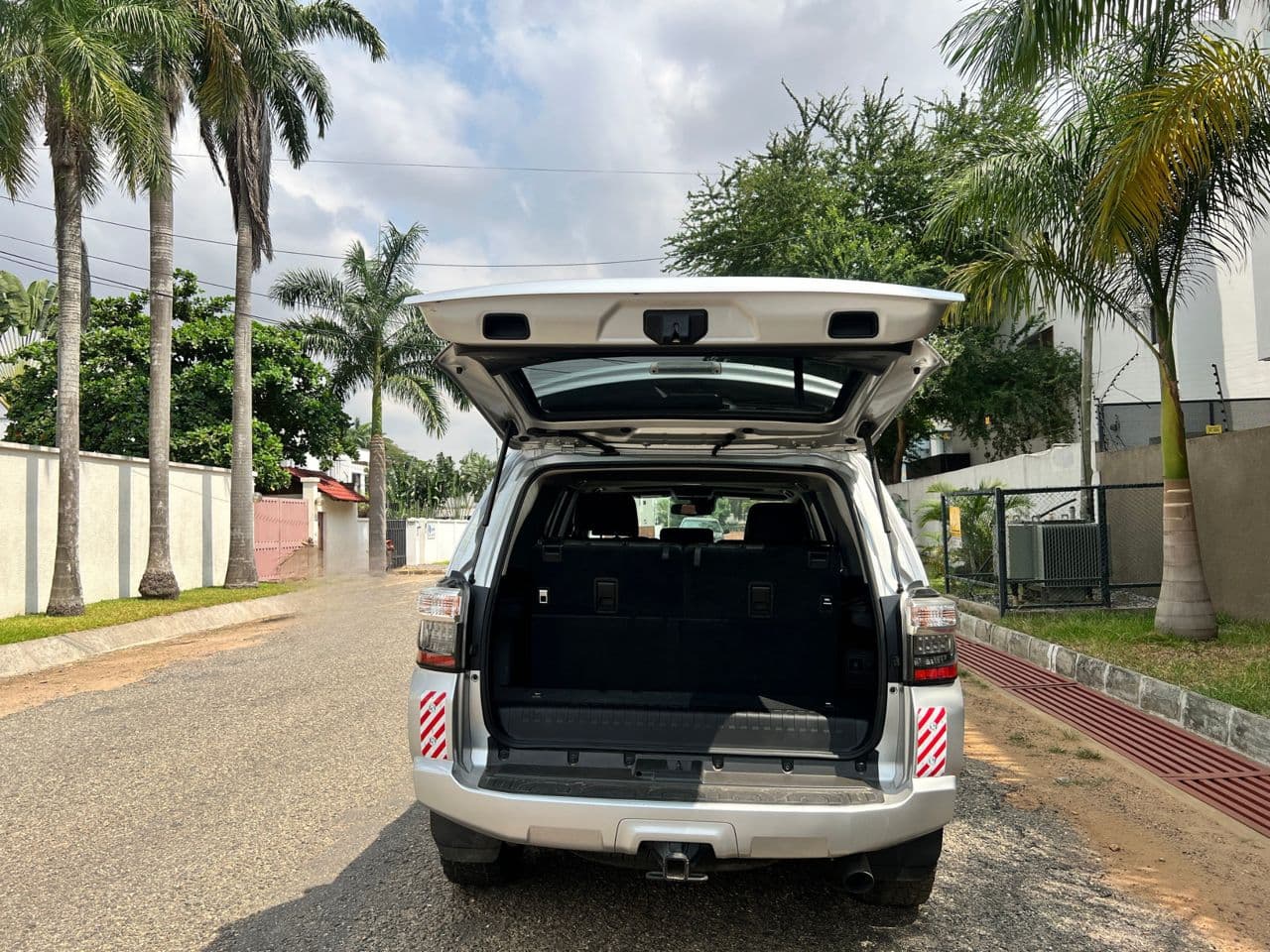 Toyota 4-Runner — photo 9
