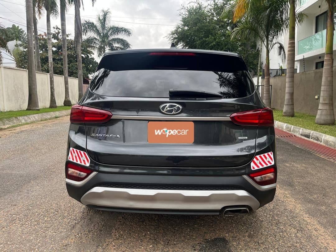 Hyundai Santa Fe — photo 6