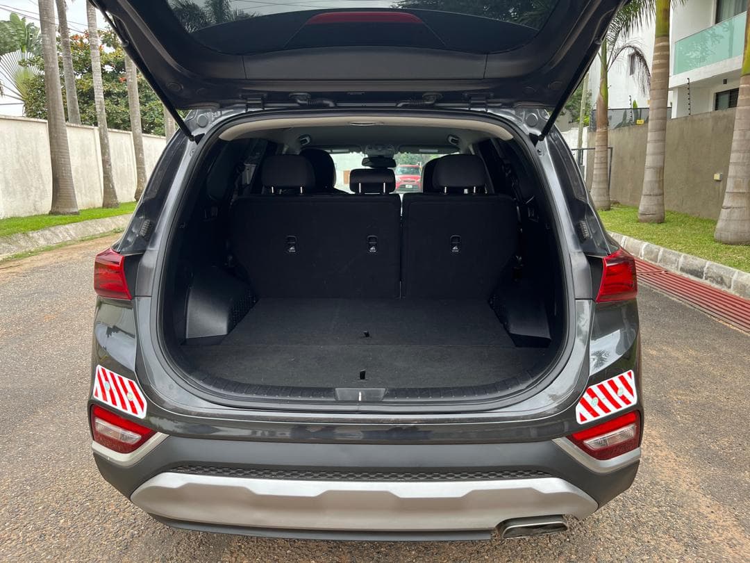 Hyundai Santa Fe — photo 11