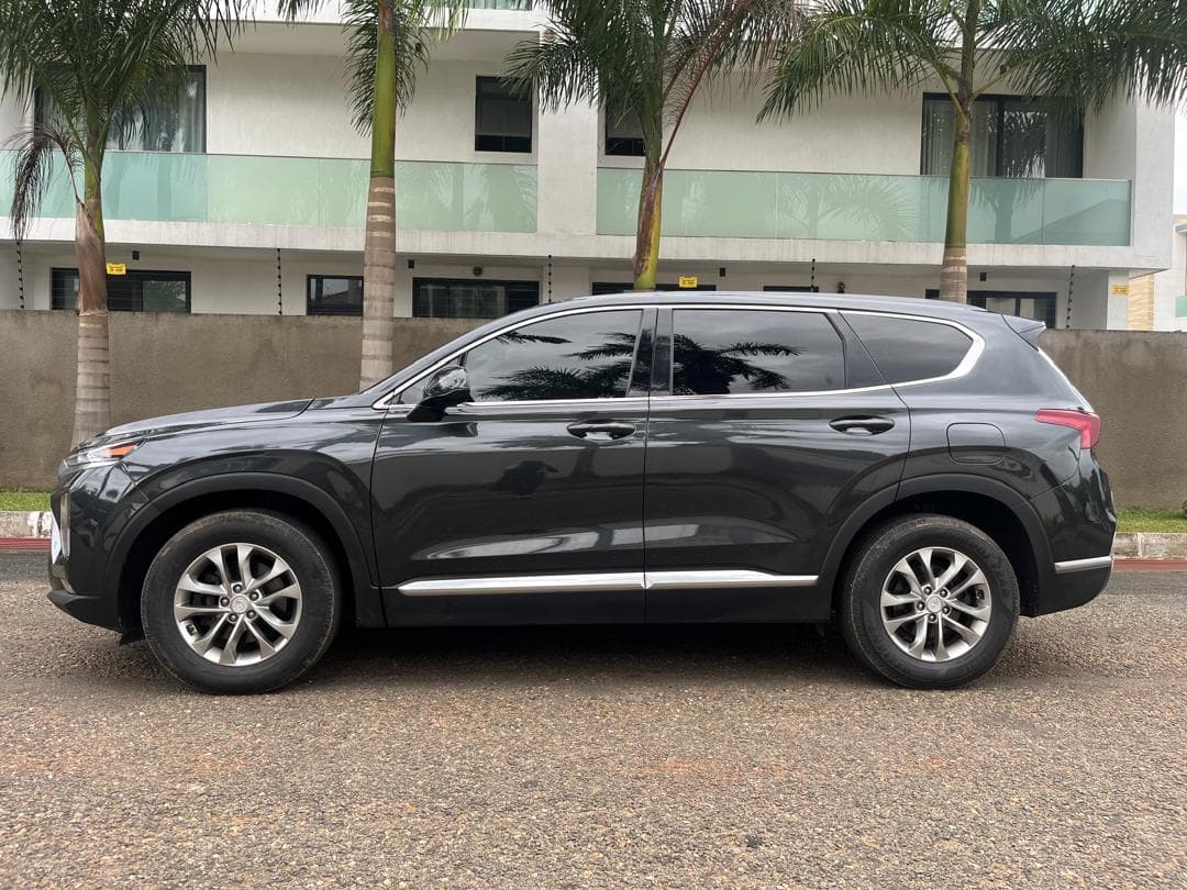 Hyundai Santa Fe — photo 4