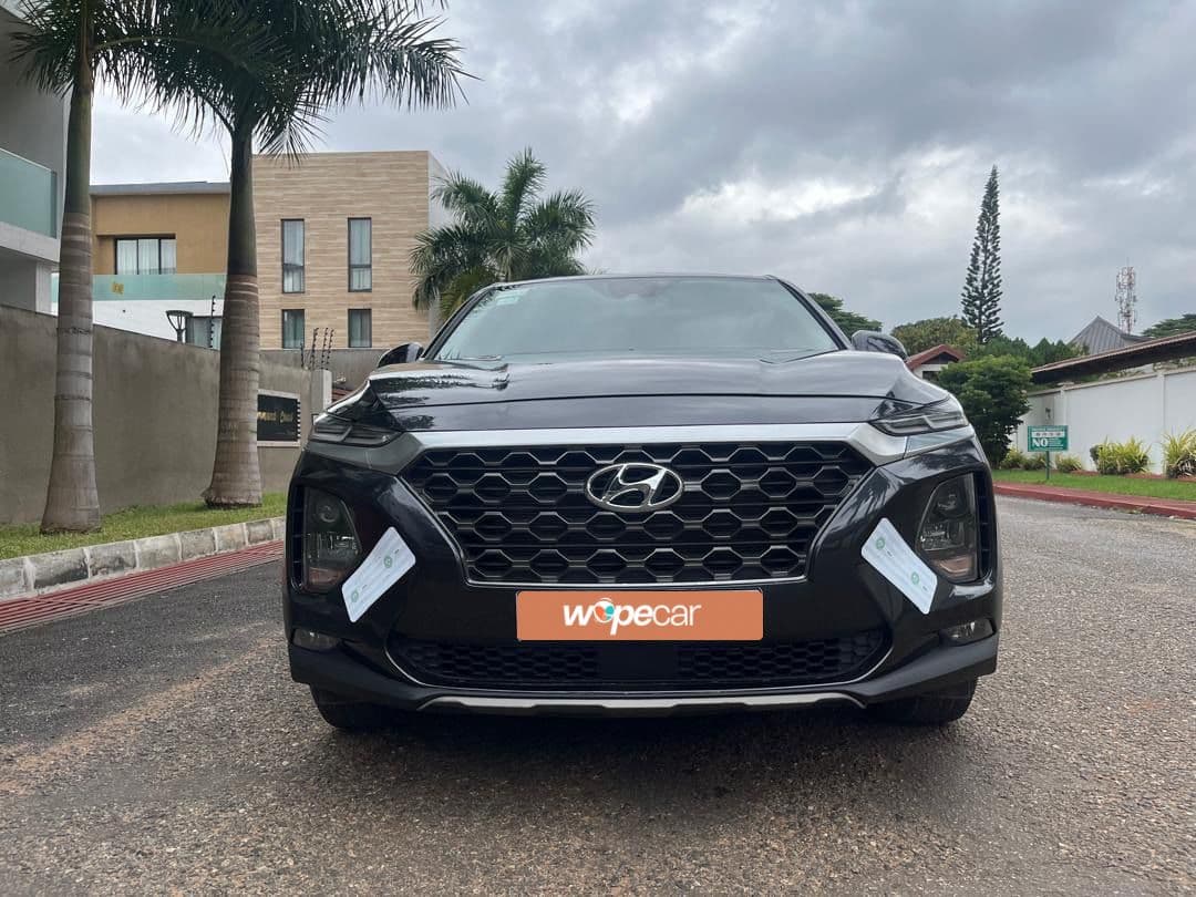 Hyundai Santa Fe — photo 2