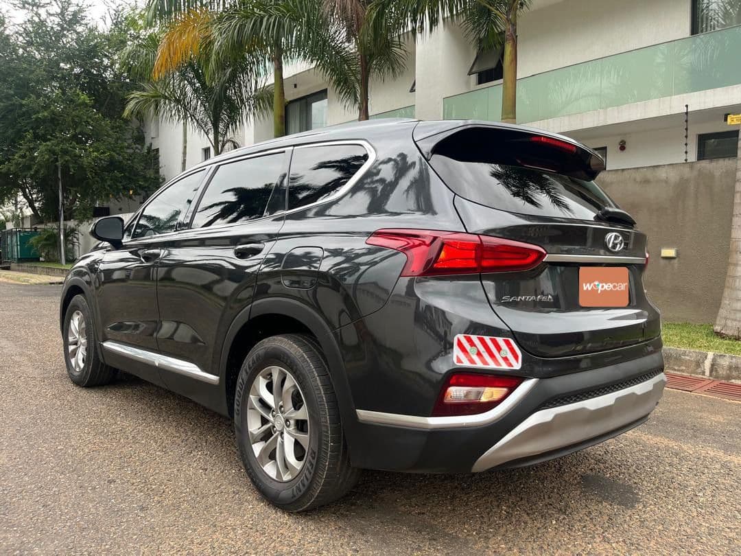 Hyundai Santa Fe — photo 5