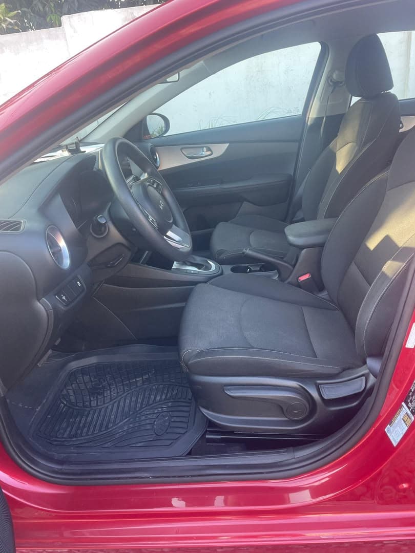 Kia Forte — photo 9