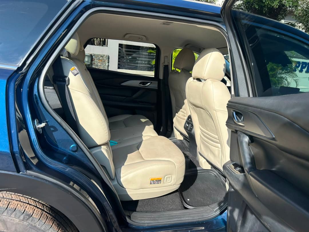 Mazda CX-9 — photo 11