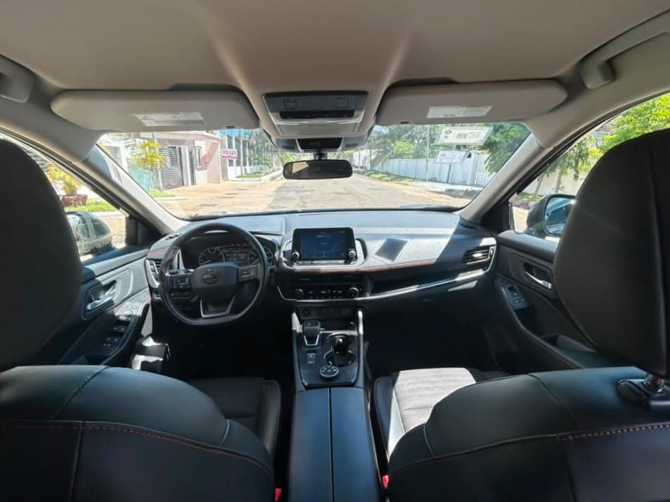 Nissan Rogue — photo 9