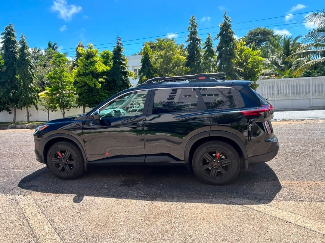Nissan Rogue — photo 4