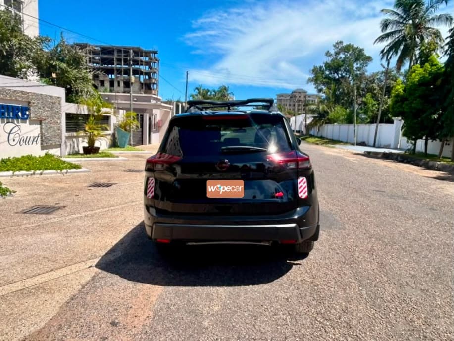 Nissan Rogue — photo 6