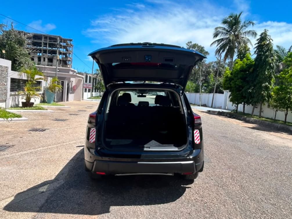 Nissan Rogue — photo 14
