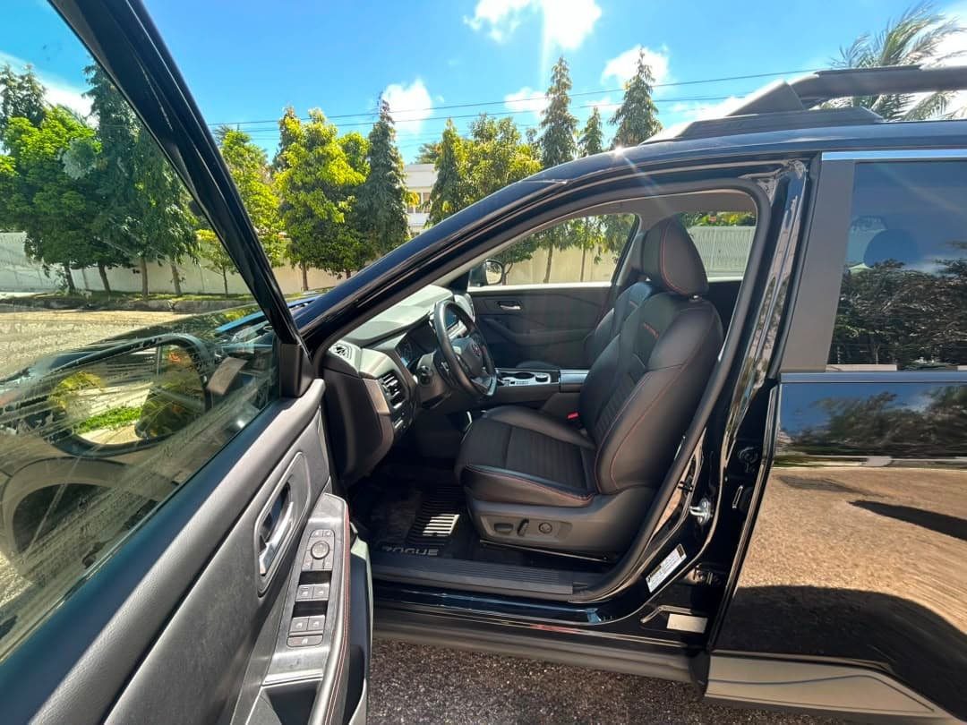 Nissan Rogue — photo 10