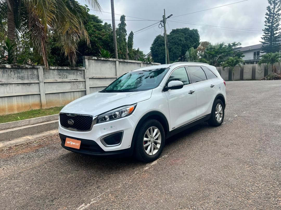 Kia Sorento — photo 3